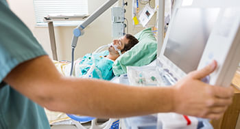 Enfermagem-em-Unidade-de-Terapia-Intensiva