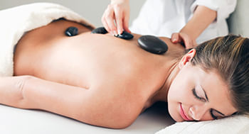 Massoterapia com Pedras Quentes, Frias e Argila