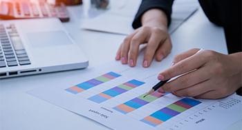 Introducao-a-Economia-e-Mercado