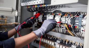 NR-10-Seguranca-em-Instalacoes-e-Servicos-em-Eletricidade---Basica.jpg